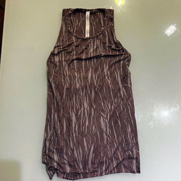 lululemon lab Flutter Racerback , Crease Print Silky Multi, Cupro, Size: 8 - Picture 2 of 7